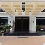 Oyo 807 Suan Dok Kaew Hotel