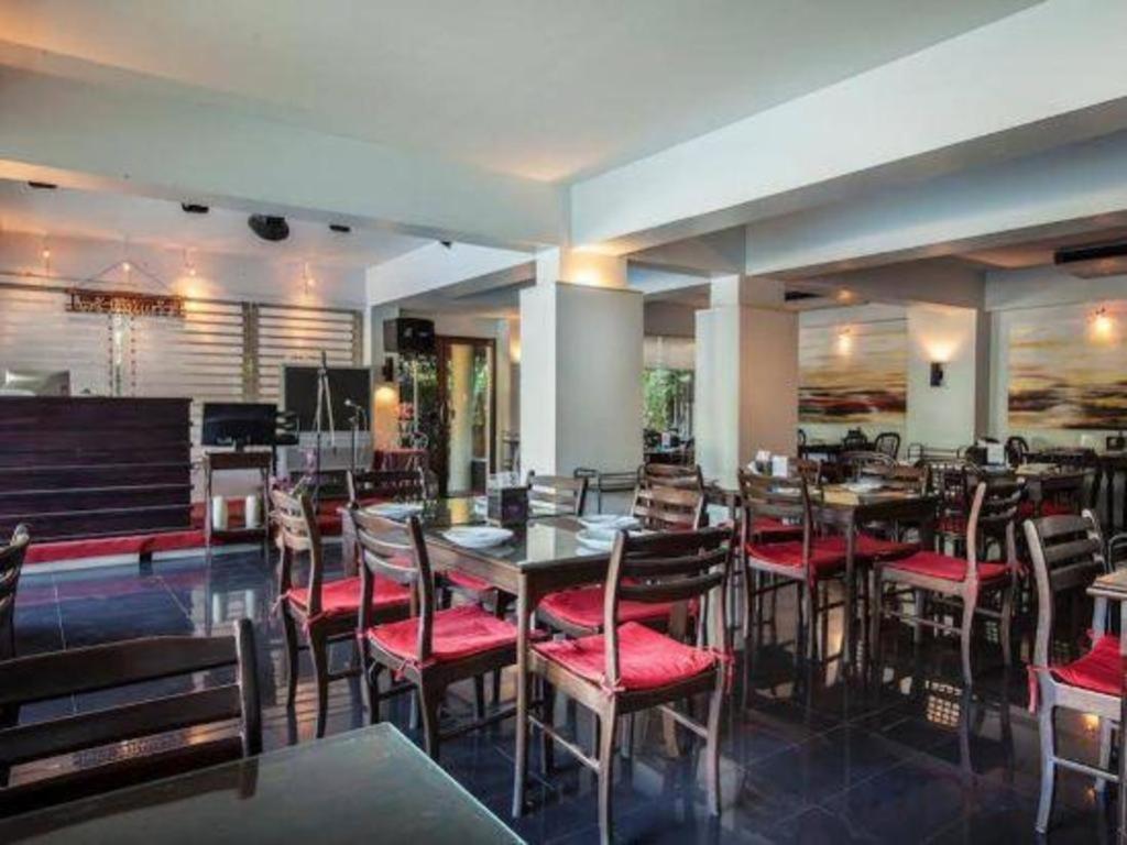 Oyo 807 Suan Dok Kaew Khách sạn