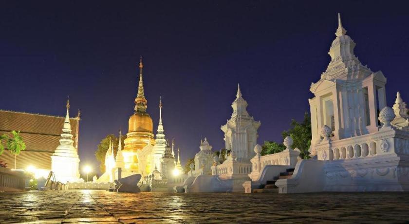 Hotel Oyo 807 Suan Dok Kaew